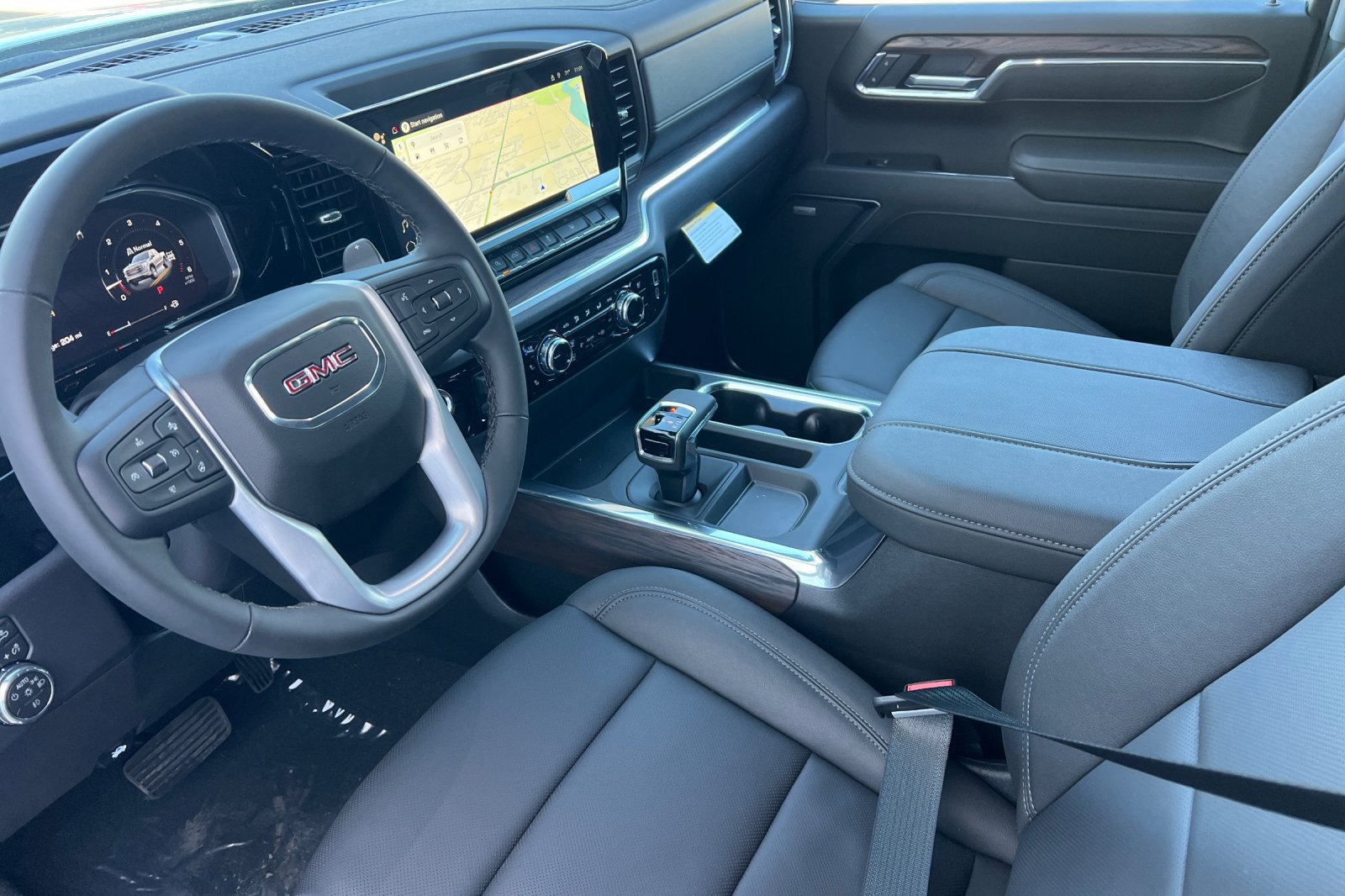 New 2026 GMC Sierra 1500 SLT w/ SLT Convenience Package AWD/4WD image 7