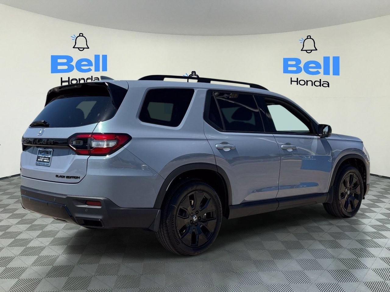 New 2026 Honda Pilot Black Edition image 3