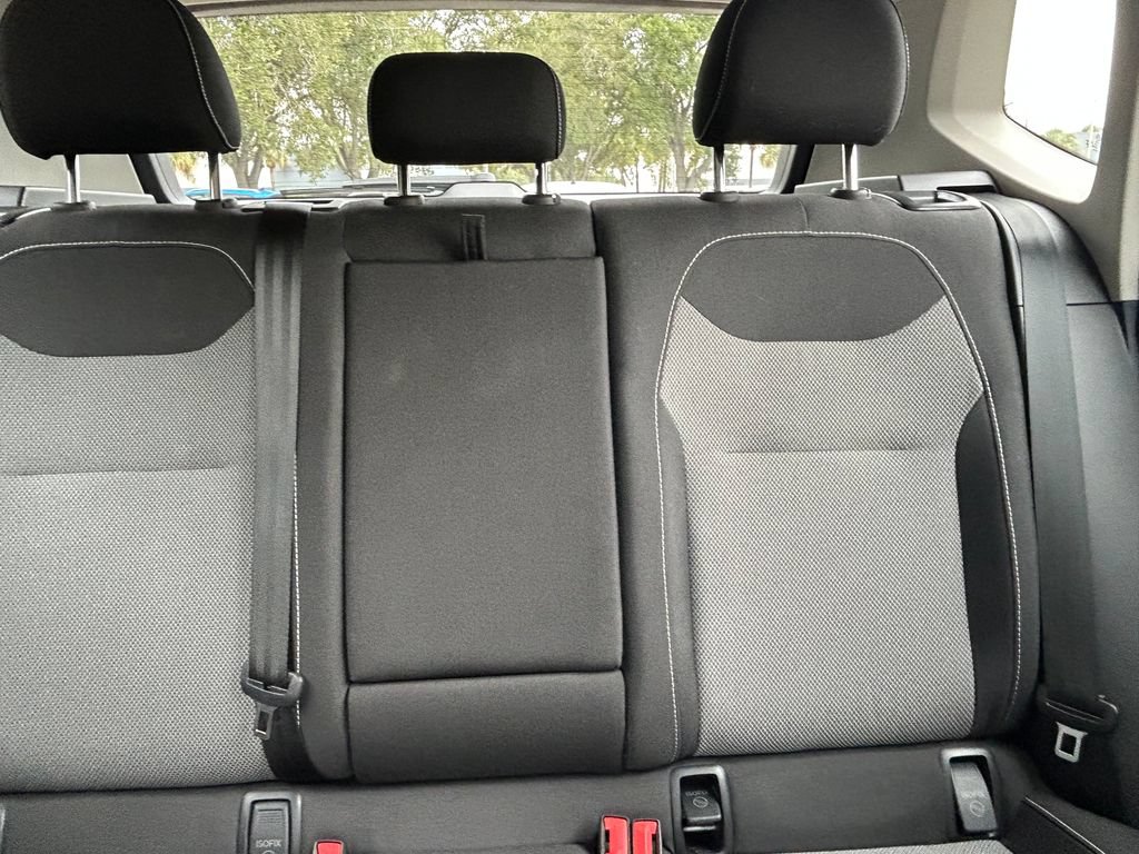 Certified 2023 Volkswagen Taos S FWD image 13