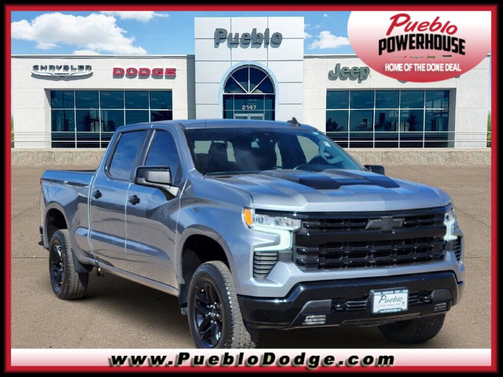 Used 2023 Chevrolet Silverado 1500 LT Trail Boss w/ Convenience Package II AWD/4WD image 1