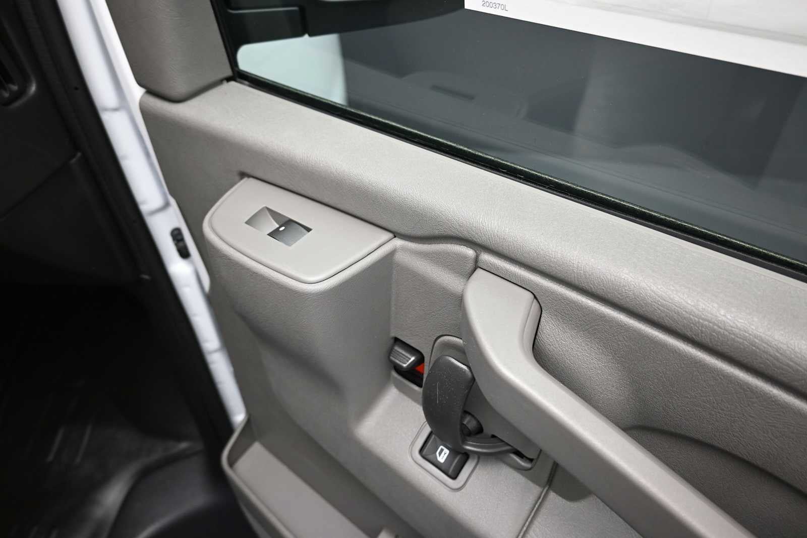 New 2026 GMC Savana 3500 Extended w/ Driver Convenience Package RWD image 11
