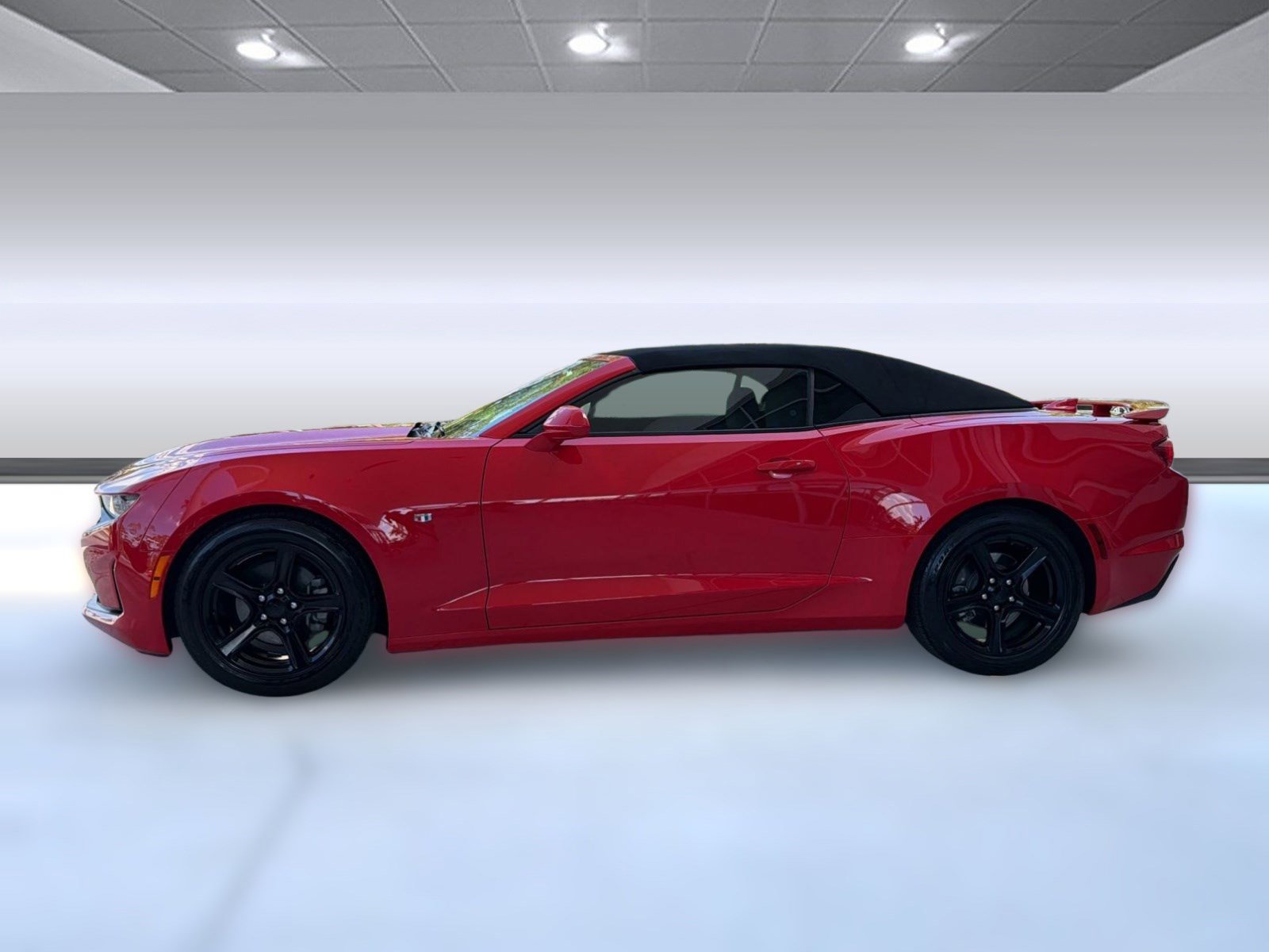 Used 2020 Chevrolet Camaro LT image 19