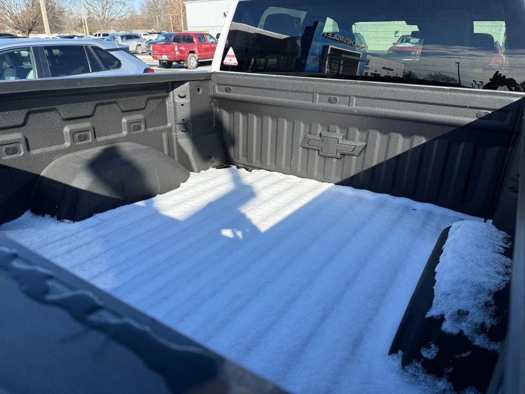 Used 2025 Chevrolet Silverado 1500 LT w/ Protection Package image 6