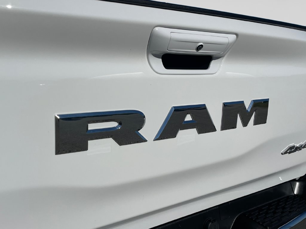 Used 2026 RAM 1500 Laramie AWD/4WD image 17