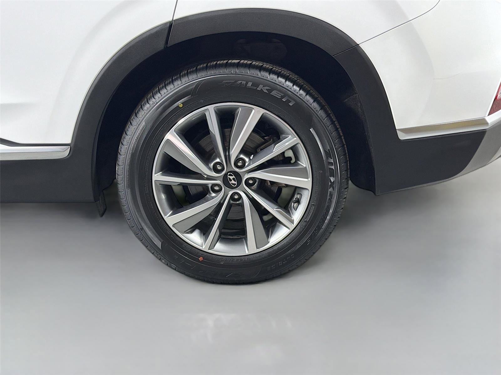 Used 2019 Hyundai Santa Fe FWD image 27