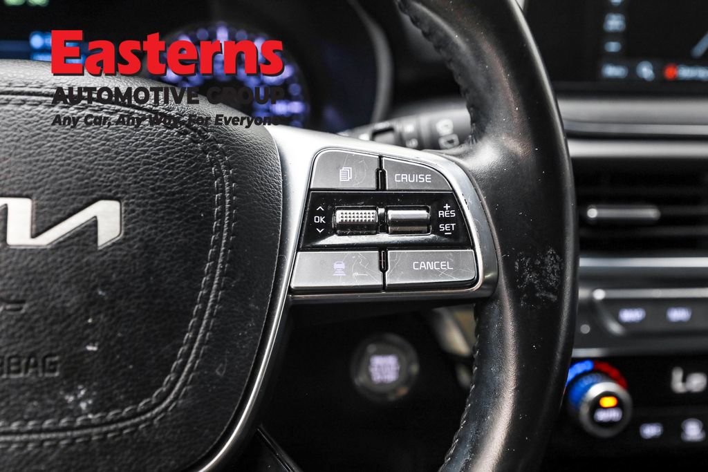 Used 2022 Kia Telluride LX image 16