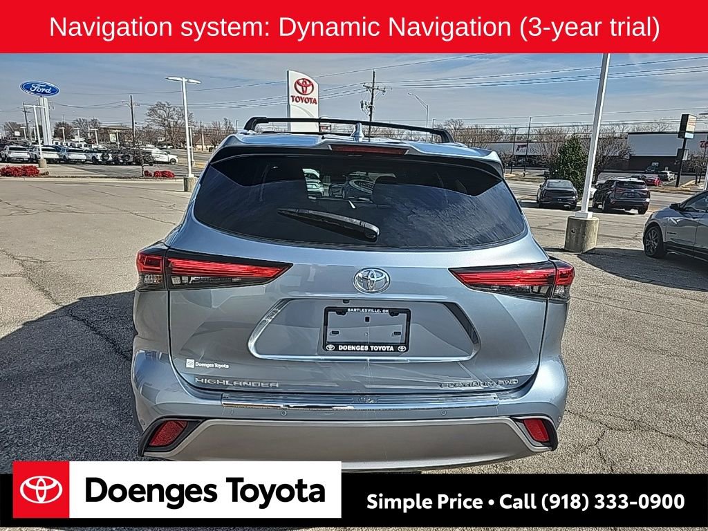 Used 2022 Toyota Highlander Platinum image 4