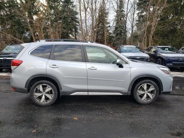 Used 2019 Subaru Forester Touring image 2