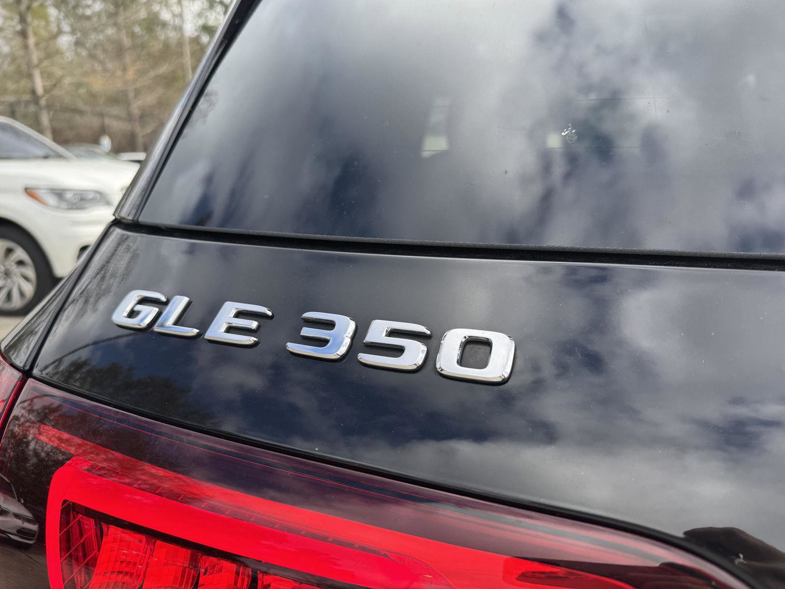 Certified 2022 Mercedes-Benz GLE 350 4MATIC w/ AMG Line Exterior image 21