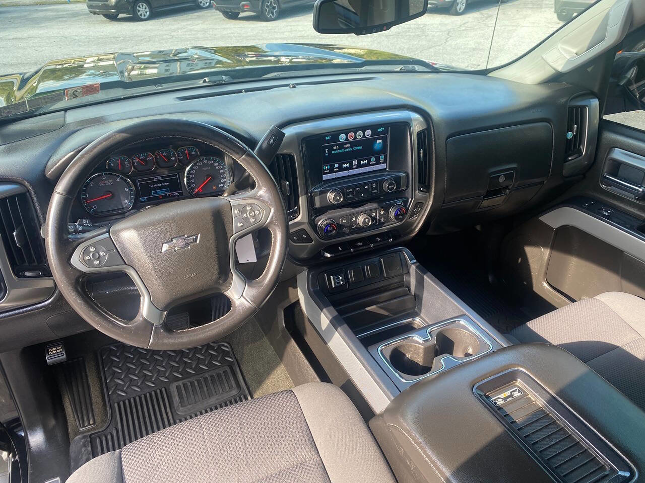Used 2018 Chevrolet Silverado 1500 LT w/ All Star Edition image 19
