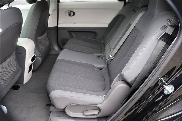 New 2026 Hyundai Ioniq 5 SE AWD/4WD image 21