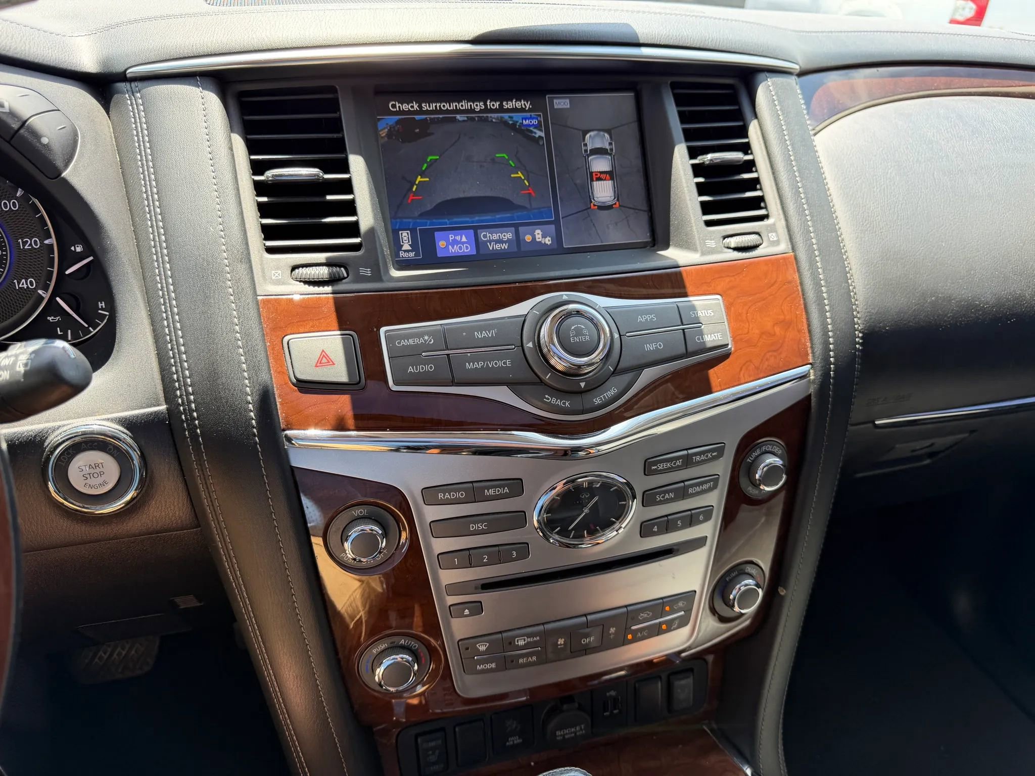 Used 2019 INFINITI QX80 Luxe w/ Proassist Package RWD image 21