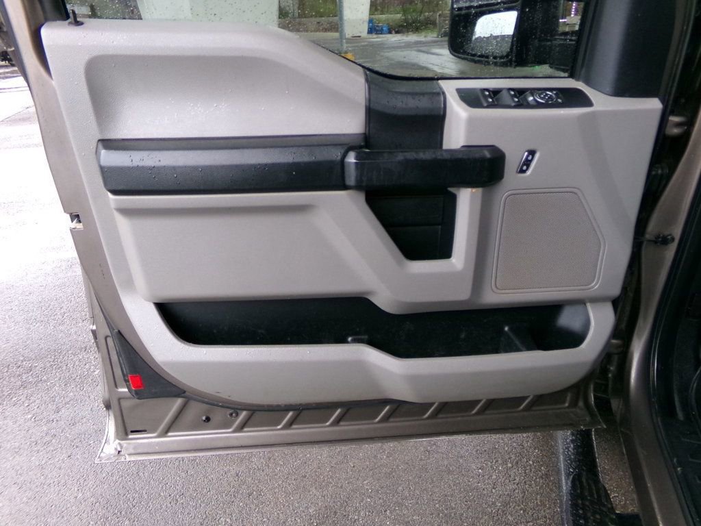 Used 2021 Ford F250 XL w/ Power Equipment Group AWD/4WD image 16