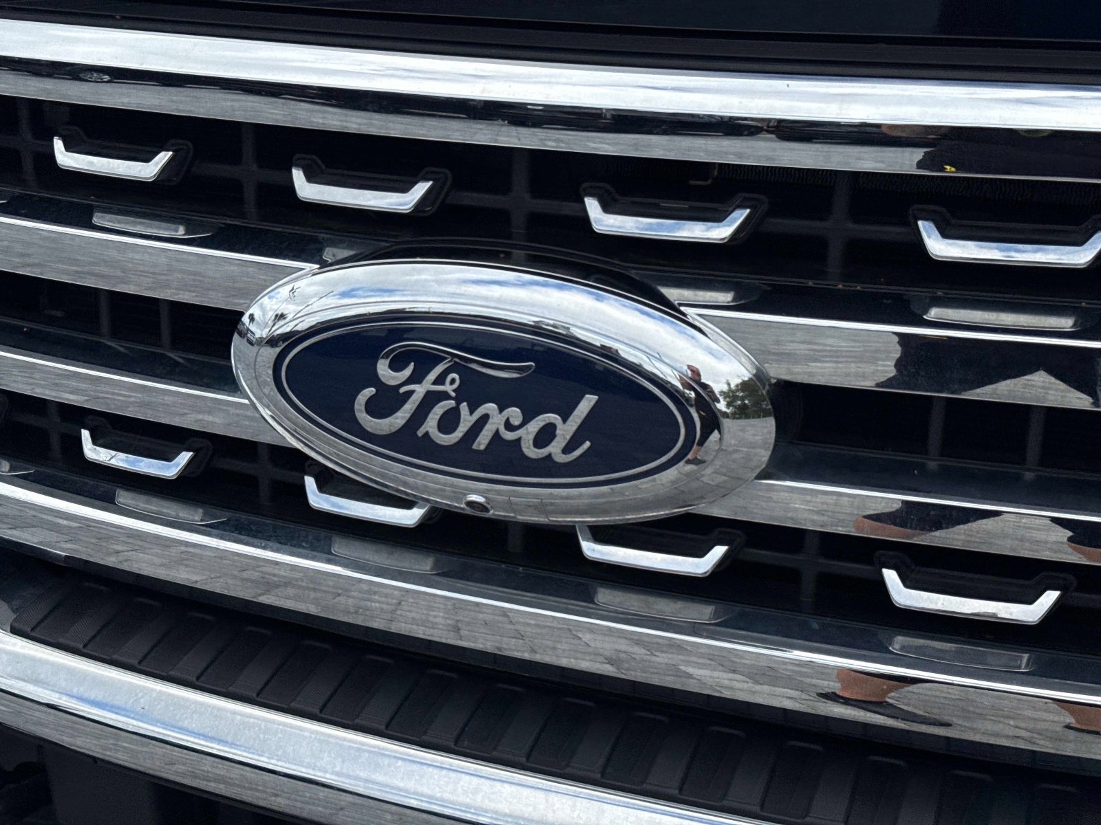 Used 2024 Ford F250 Lariat image 10