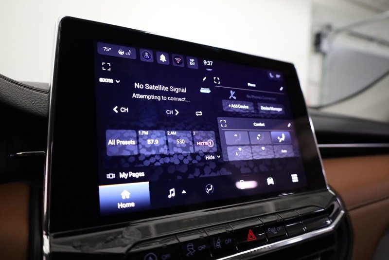 Used 2022 Jeep Compass Limited image 16