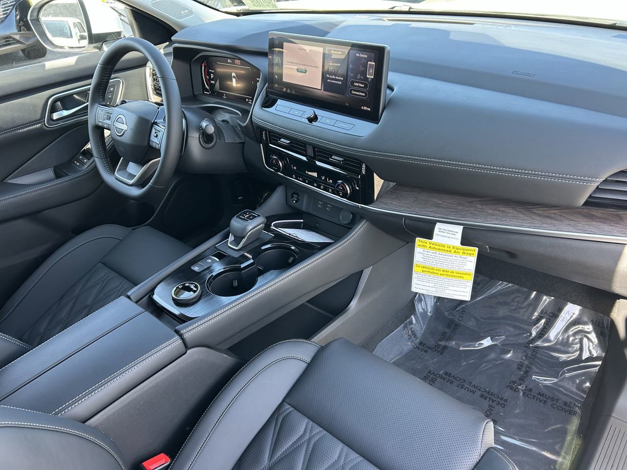 New 2026 Nissan Rogue Platinum image 8