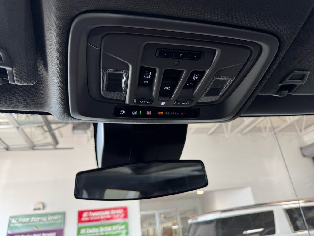 Used 2024 Chevrolet Silverado 1500 LT Trail Boss w/ LT Trail Boss Premium Package image 25