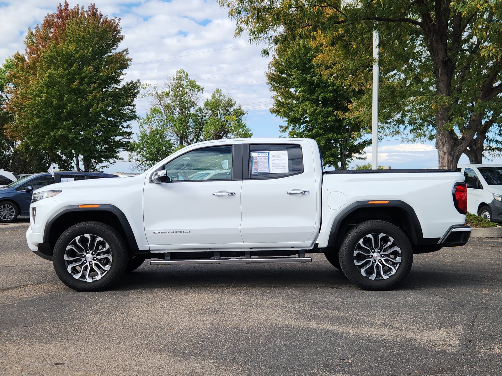 Used 2026 GMC Canyon Denali AWD/4WD image 2