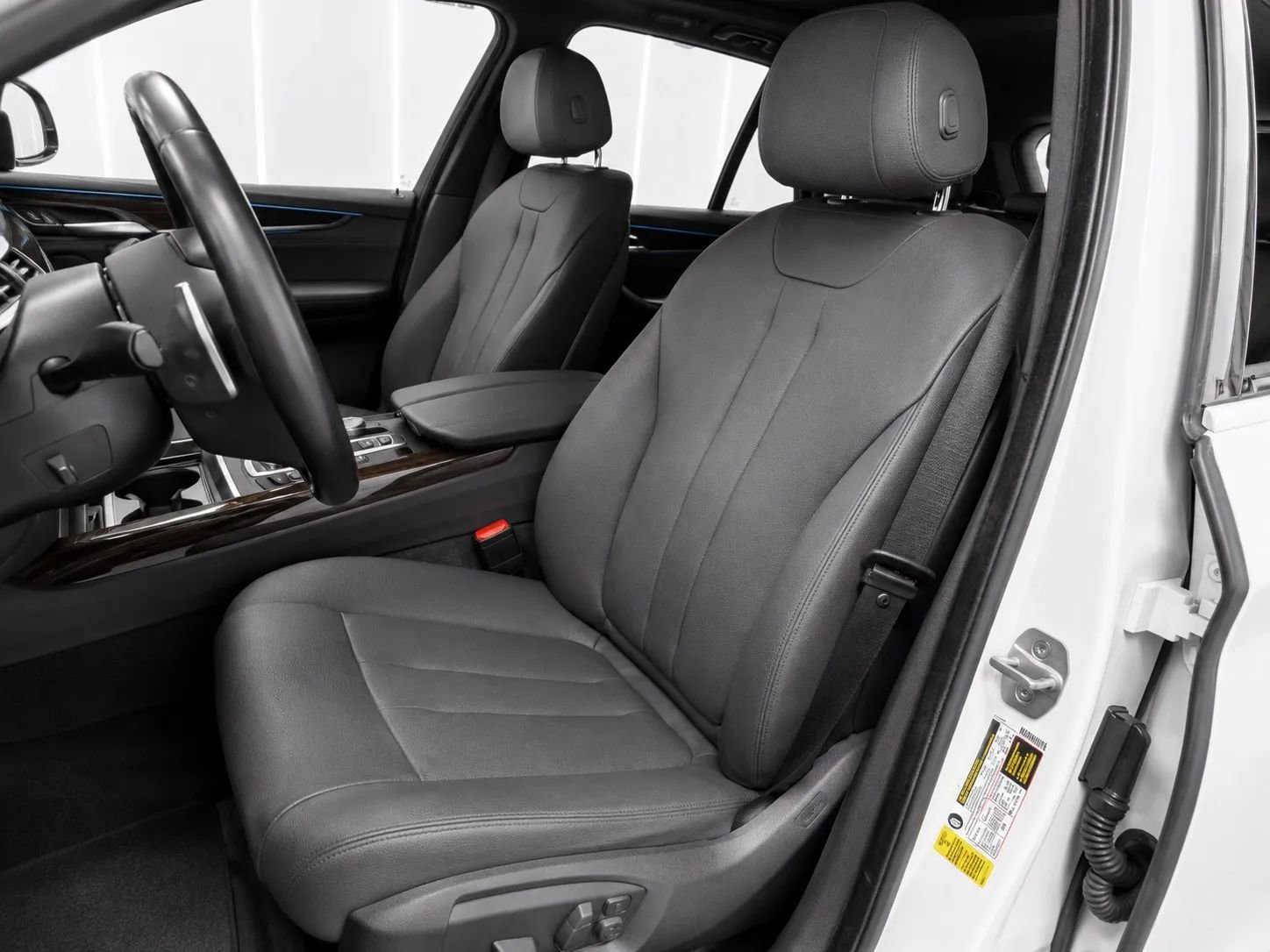 Used 2018 BMW X5 sDrive35i RWD image 9