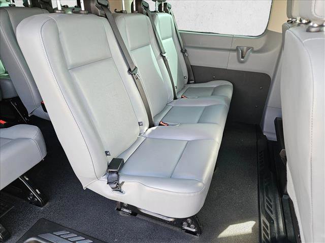 Used 2016 Ford Transit 350 XL image 18