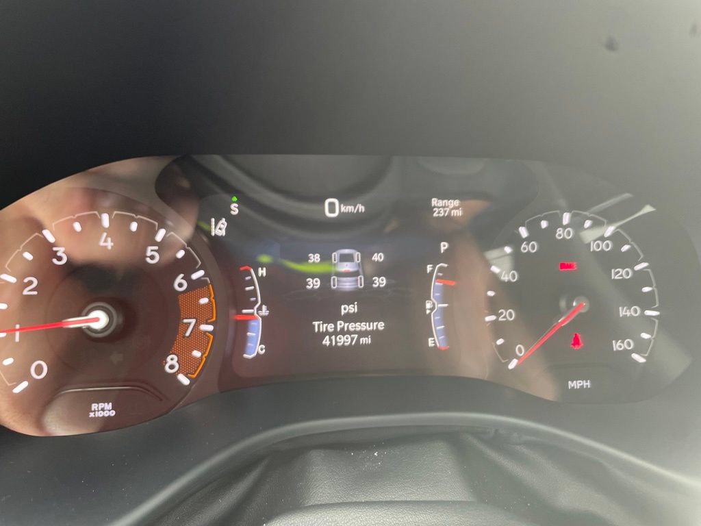 Used 2025 Jeep Compass Limited AWD/4WD image 24