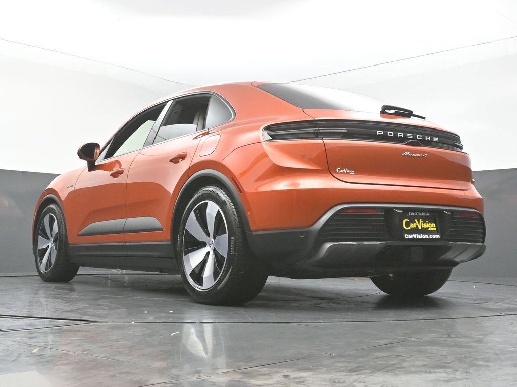 Used 2024 Porsche Macan 4 Electric AWD/4WD image 38