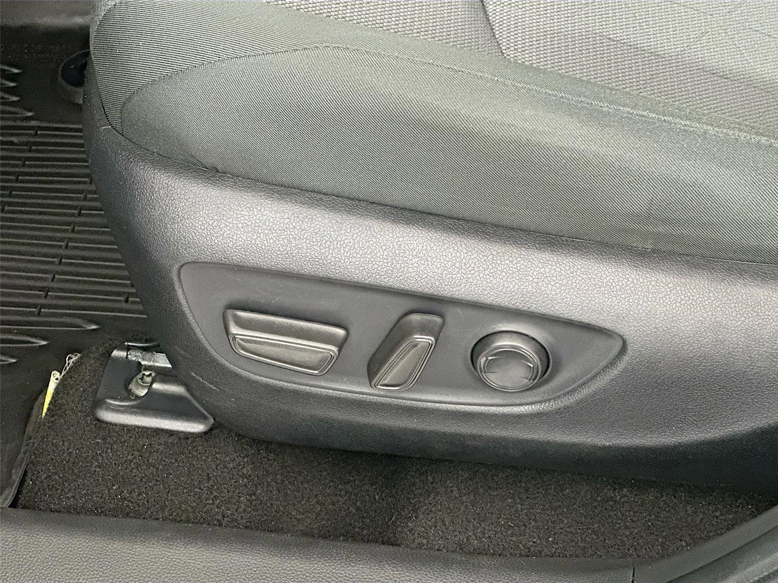 Certified 2025 Toyota RAV4 XLE image 20