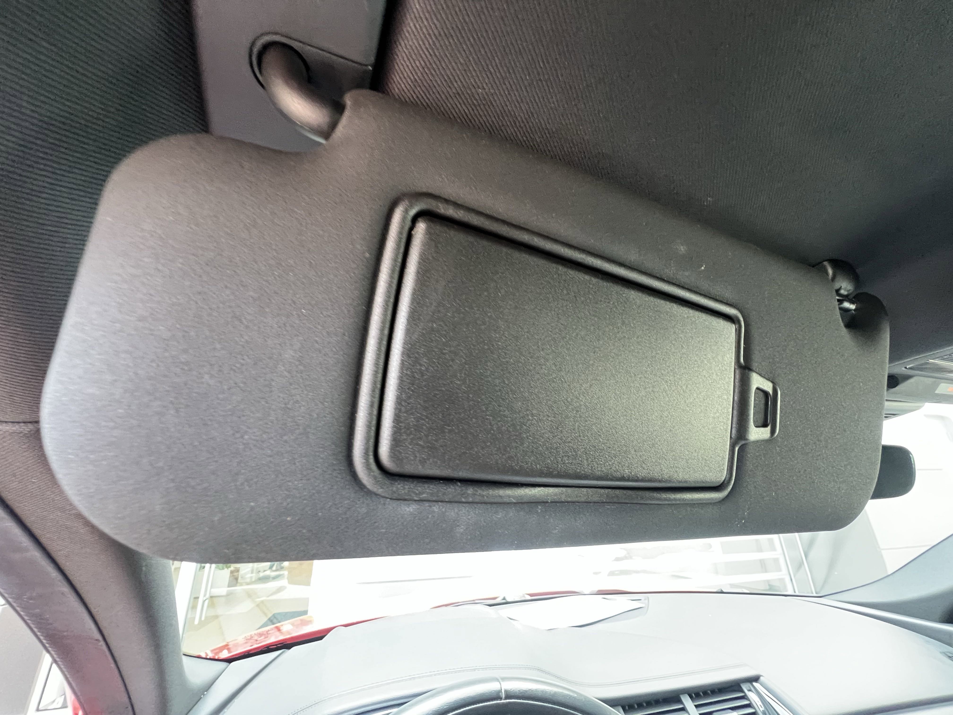 Certified 2022 Jaguar E-PACE SE image 24