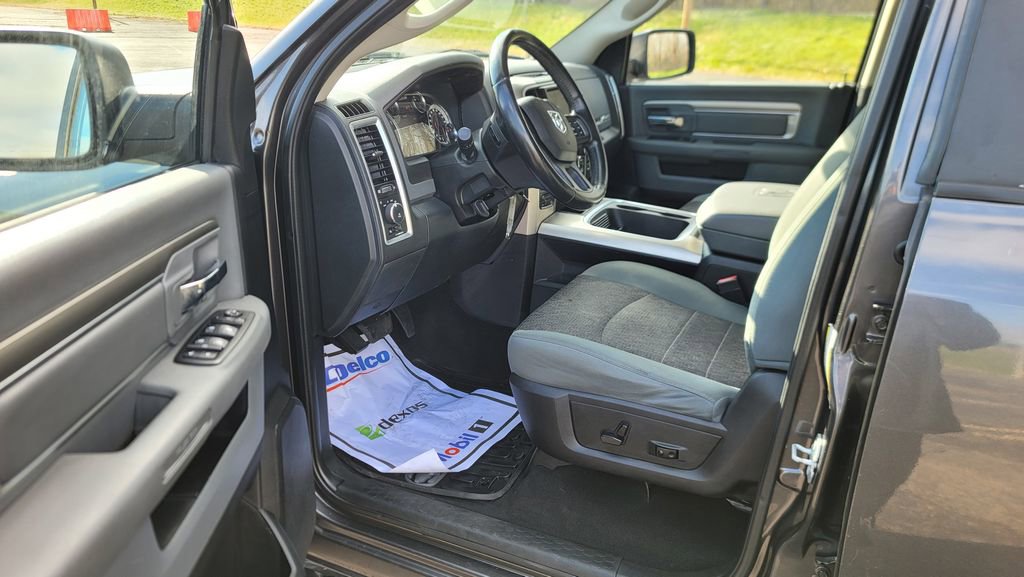 Used 2018 RAM 1500 Big Horn image 18