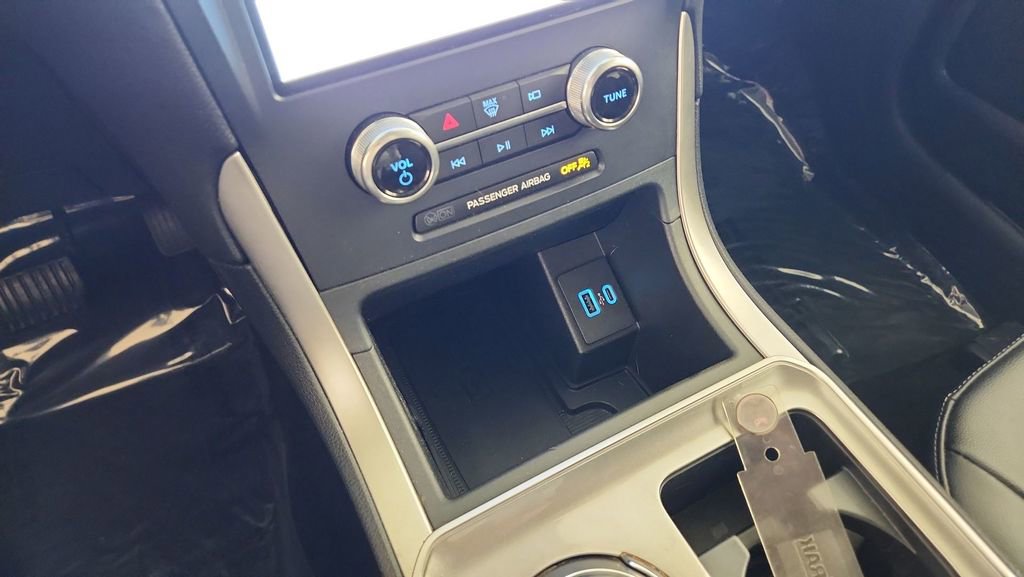 Used 2023 Ford Edge SEL w/ Convenience Package image 18