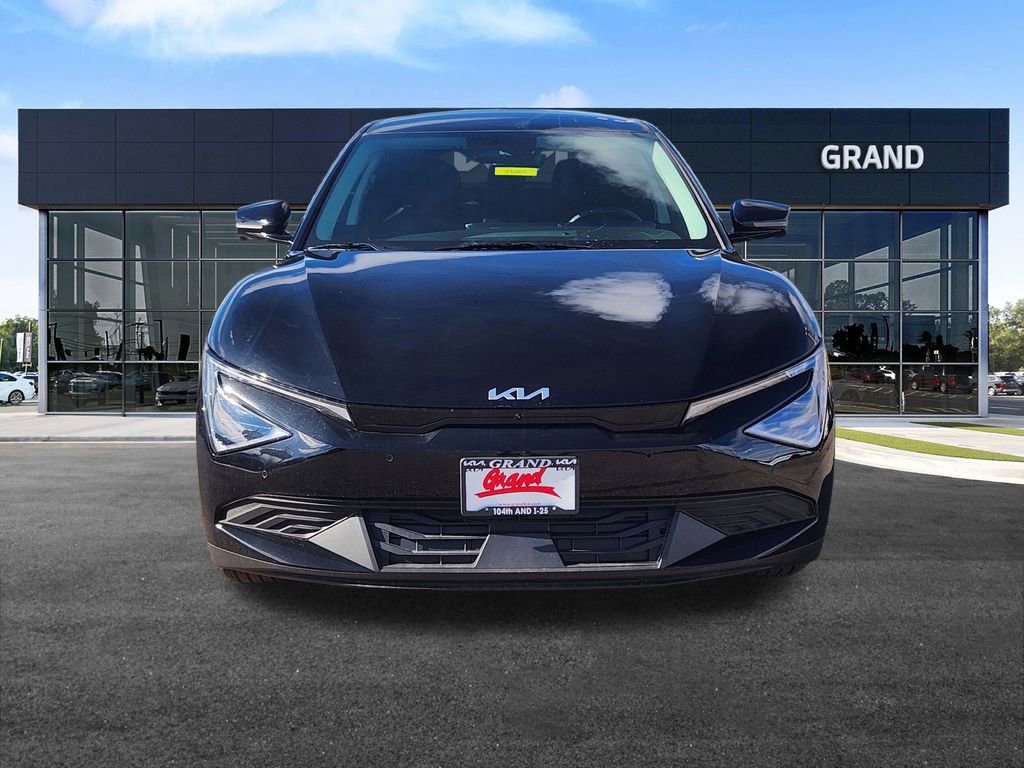 New 2025 Kia EV6 Light w/ Light LR Technology Package image 3