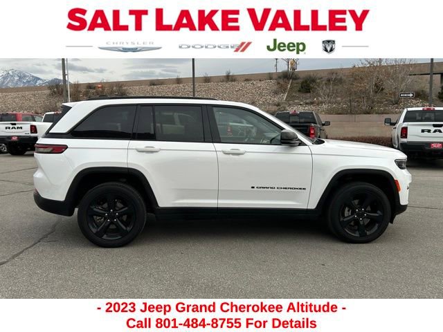 Used 2023 Jeep Grand Cherokee Altitude image 5