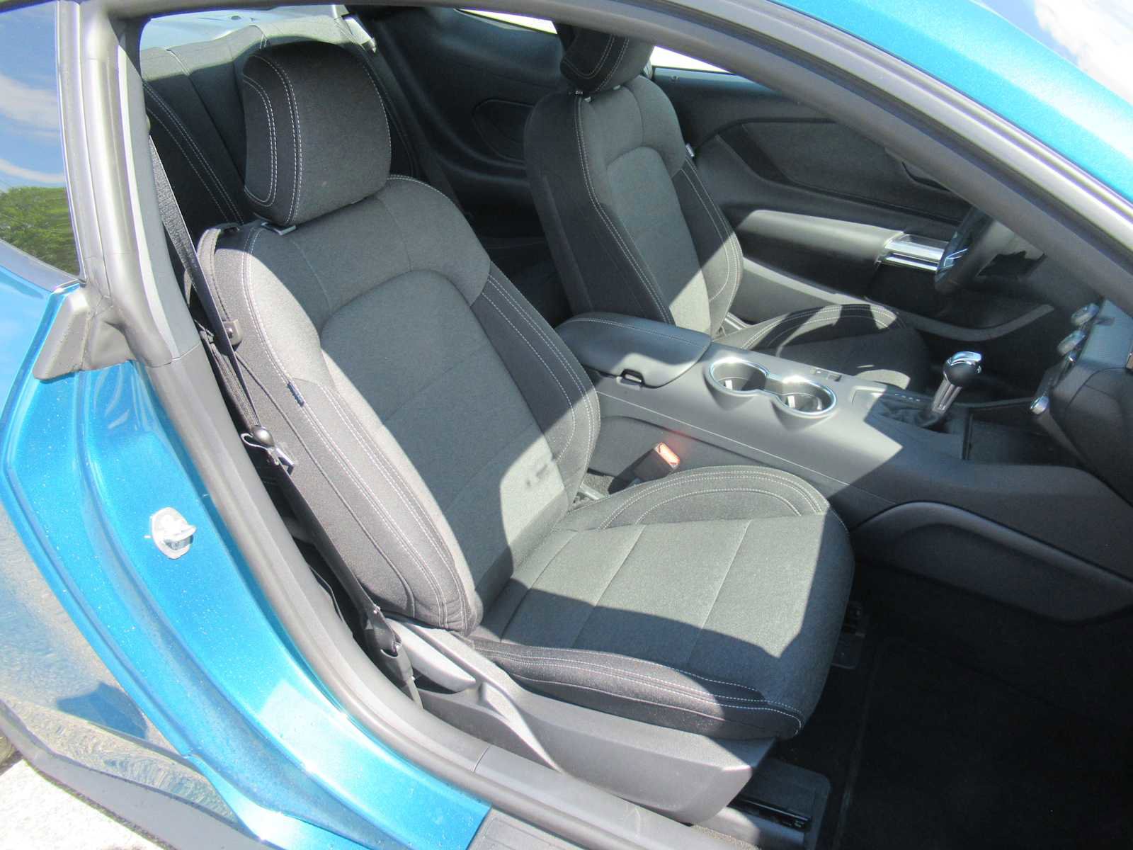 Used 2026 Ford Mustang Coupe RWD image 17