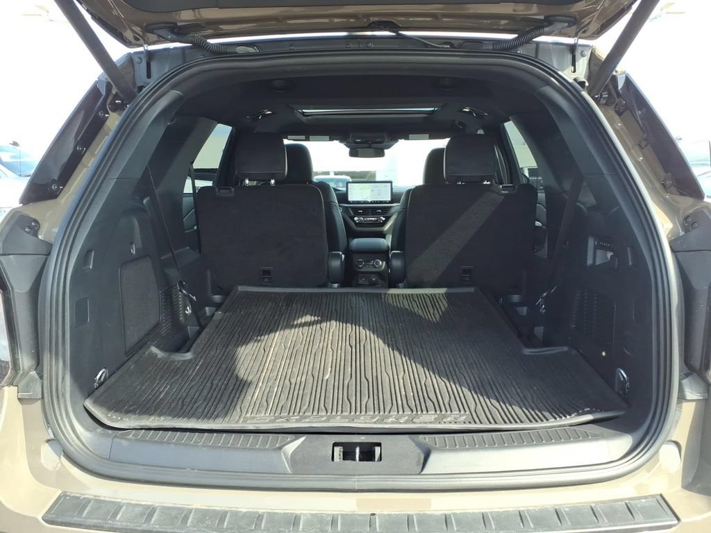 Used 2026 Ford Explorer Tremor w/ Tremor Ultimate Package AWD/4WD image 8