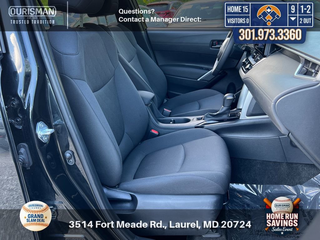 Used 2024 Toyota Corolla Cross LE AWD/4WD image 19