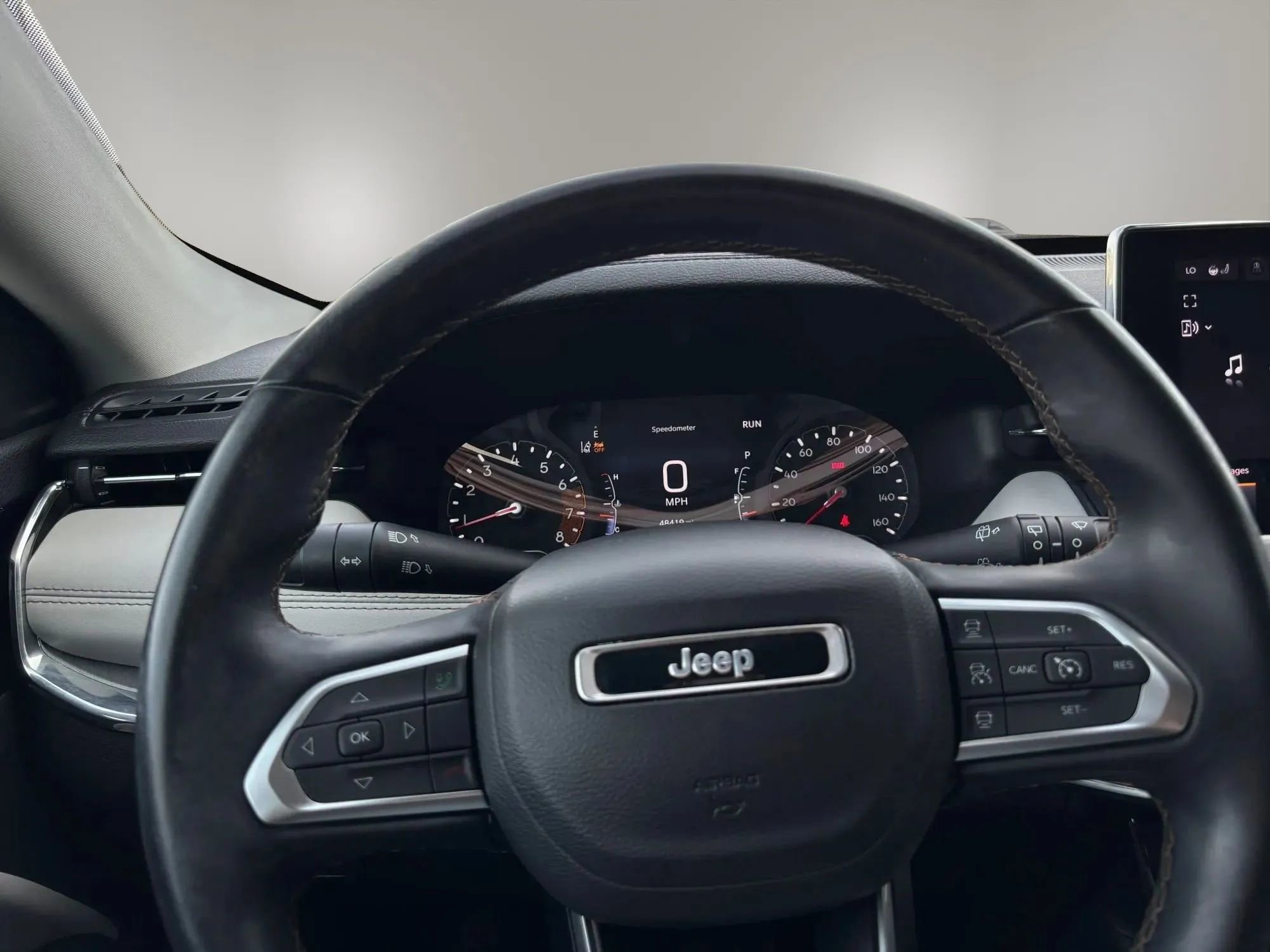 Used 2022 Jeep Compass Limited w/ Sun and Sound Group image 13