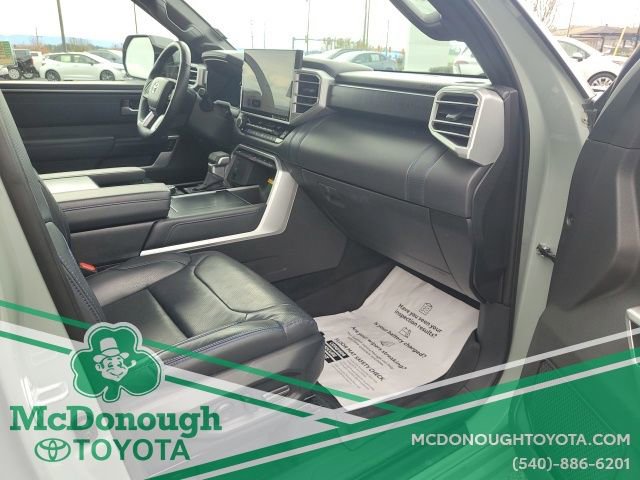 Certified 2024 Toyota Sequoia Platinum image 44
