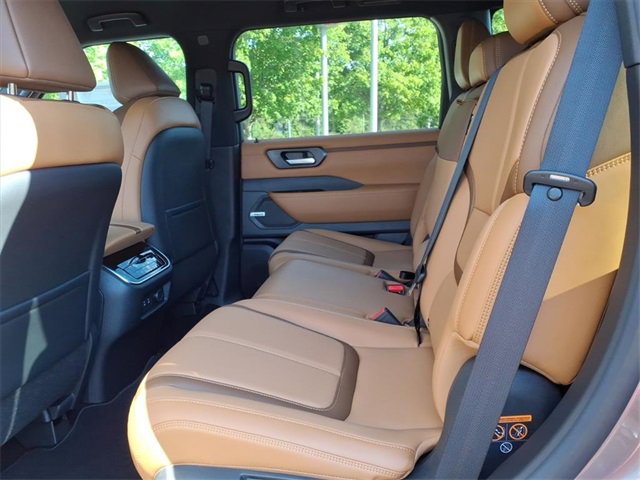 New 2026 Nissan Armada SL image 8