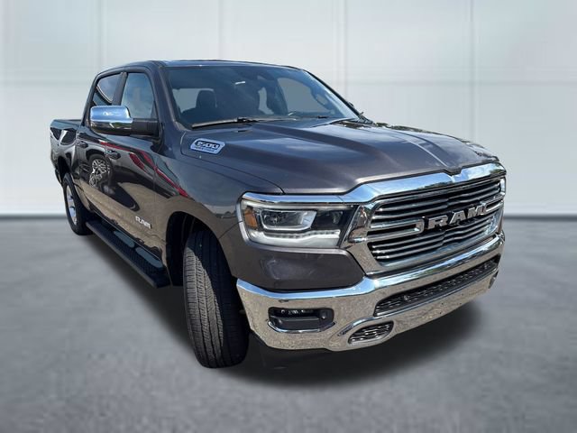 Used 2023 RAM 1500 Laramie AWD/4WD image 5