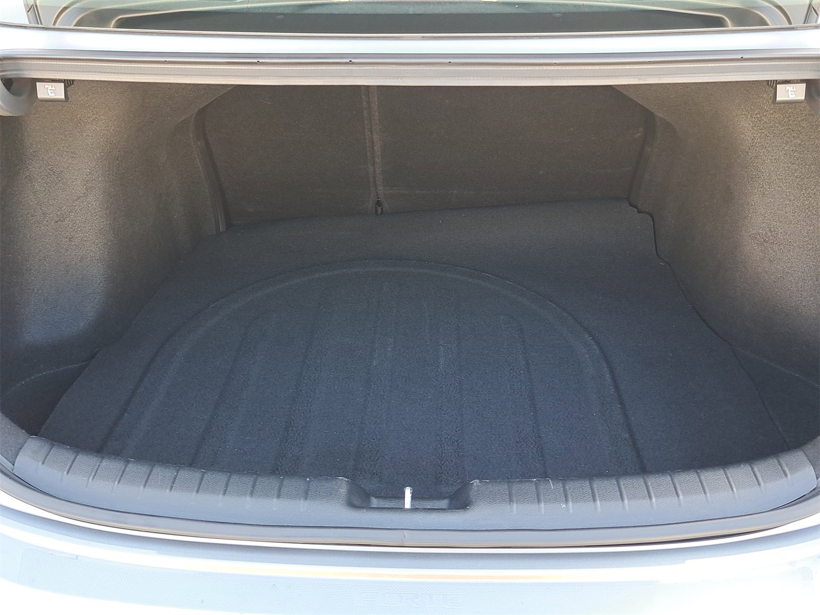 Certified 2023 Kia Forte GT-Line image 12