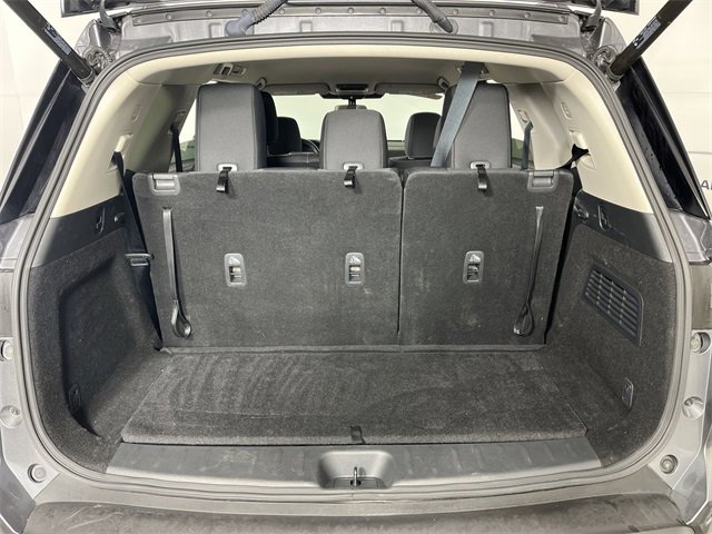 Certified 2025 Nissan Pathfinder SV image 23