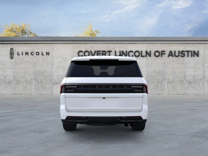 New 2026 Lincoln Navigator Reserve w/ Jet Appearance Package AWD/4WD image 5
