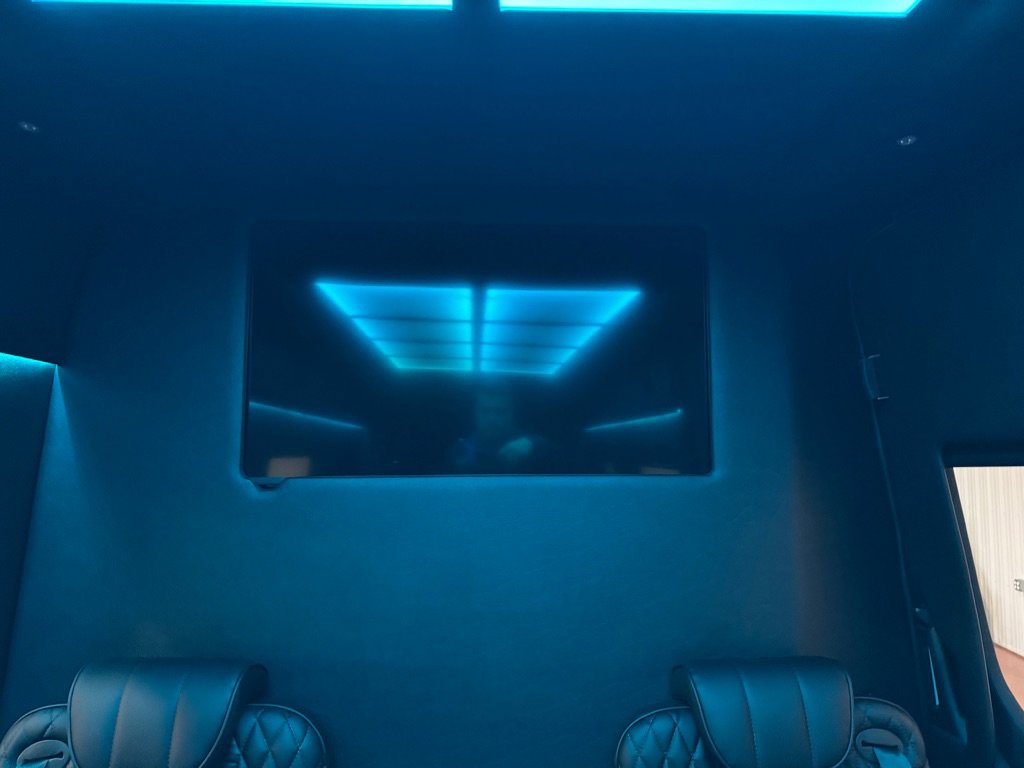 Used 2023 Mercedes-Benz Sprinter 2500 image 22