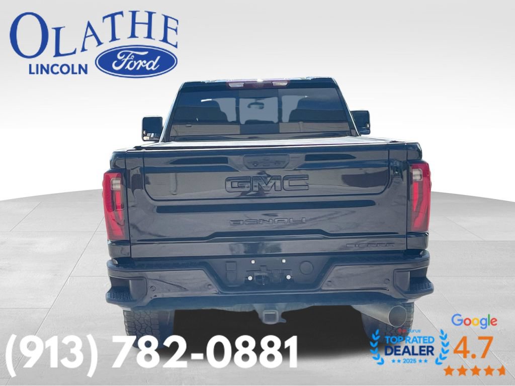 Used 2025 GMC Sierra 3500 Denali Ultimate AWD/4WD image 4