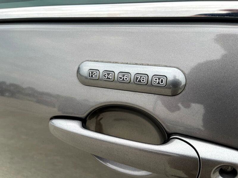 Used 2011 Ford Fusion Hybrid image 47