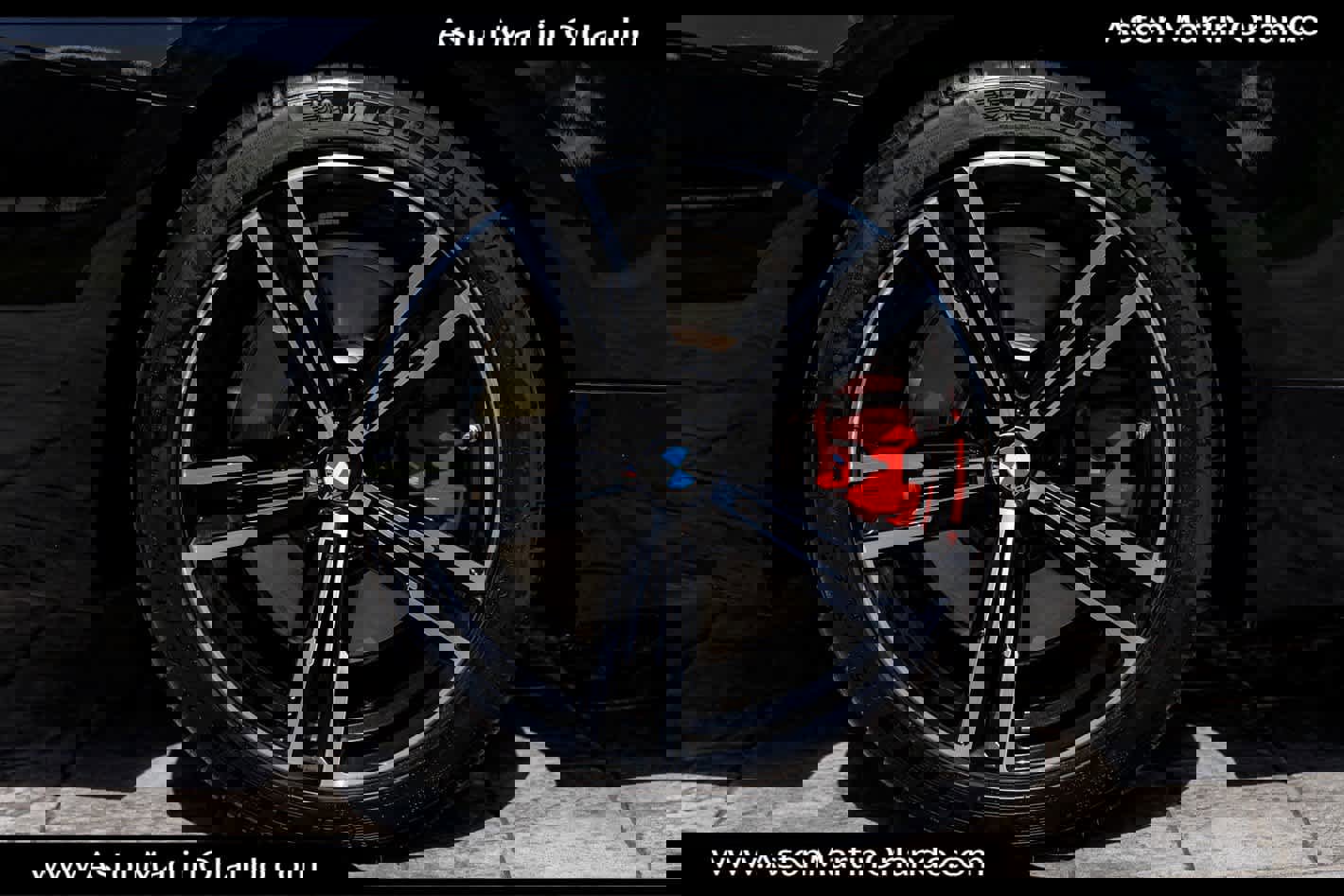 Used 2023 BMW M440i Convertible w/ Premium Package image 22