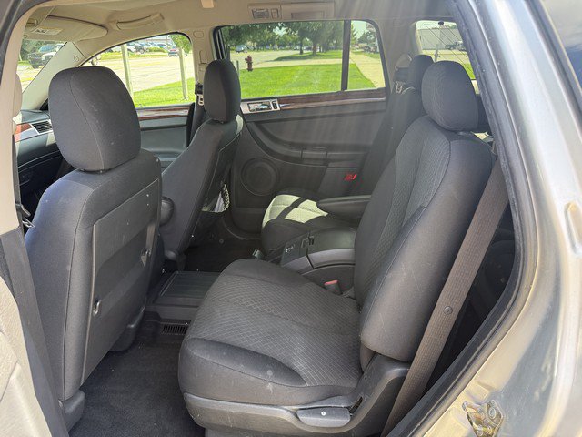 Used 2006 Chrysler Pacifica Touring FWD image 10
