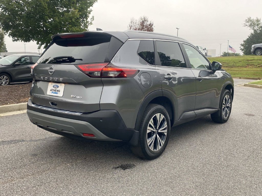 Used 2023 Nissan Rogue SV w/ SV Premium B Package AWD/4WD image 3
