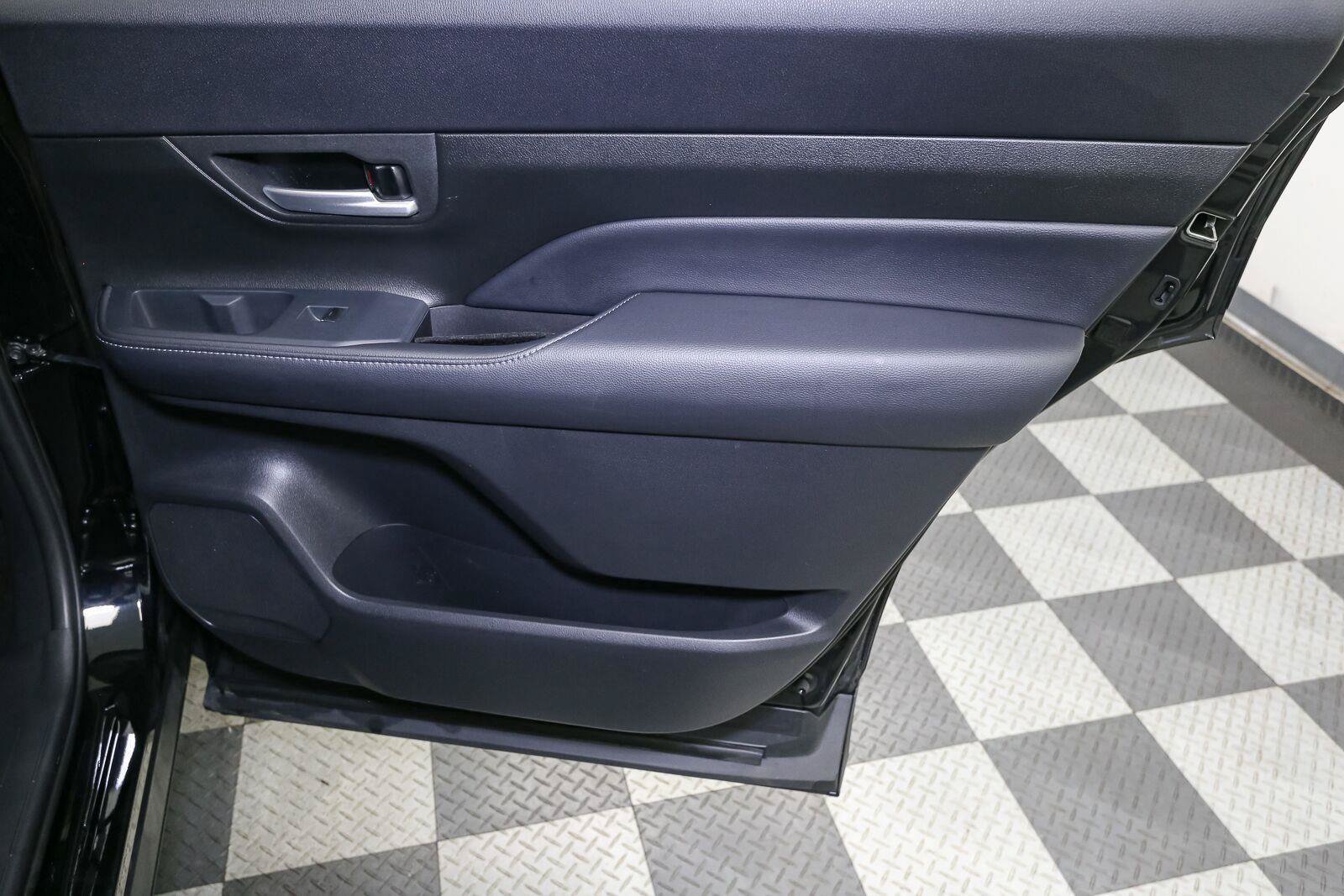 Certified 2024 Toyota Grand Highlander AWD image 27