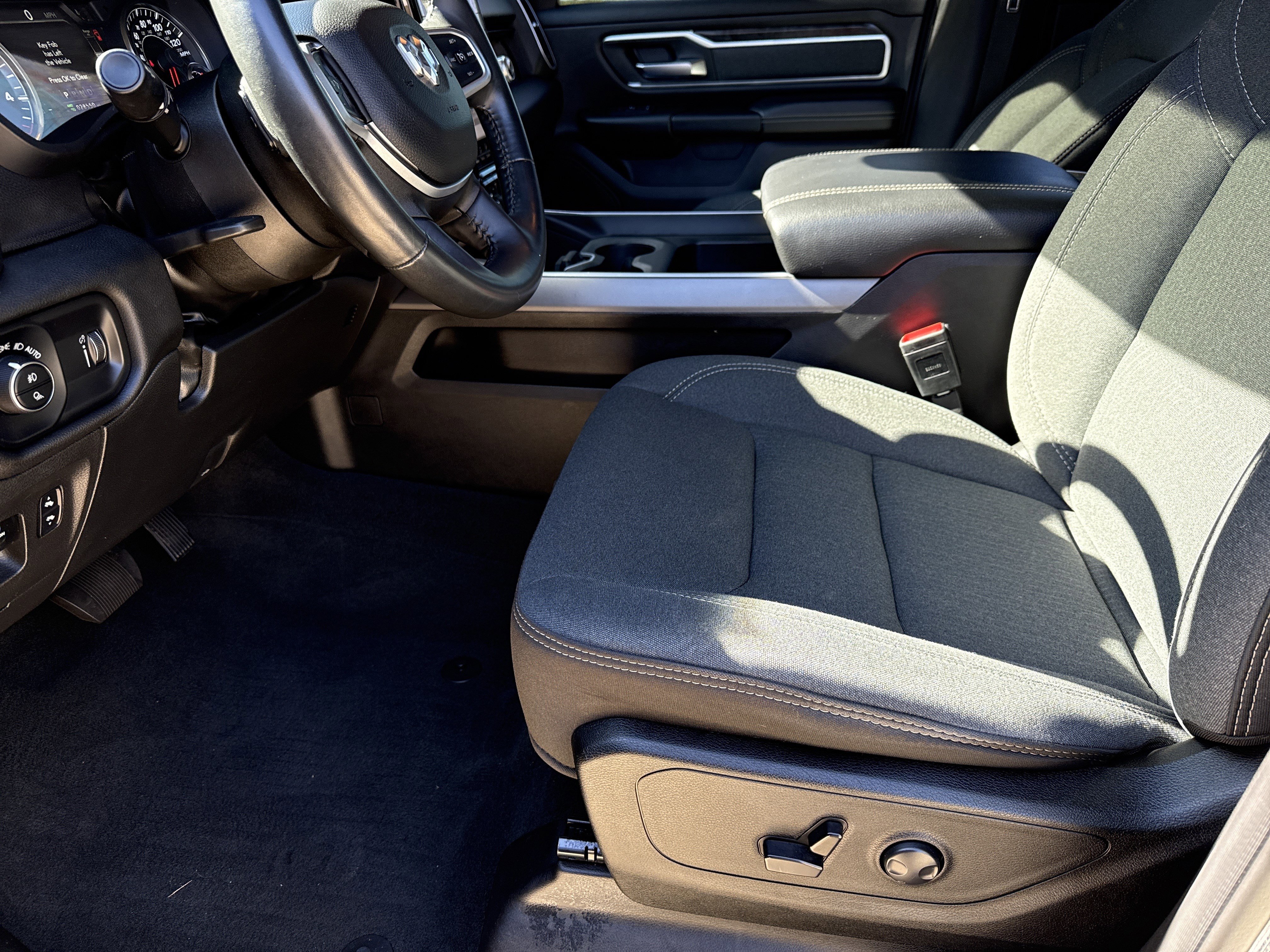 Used 2023 RAM 1500 Big Horn image 9